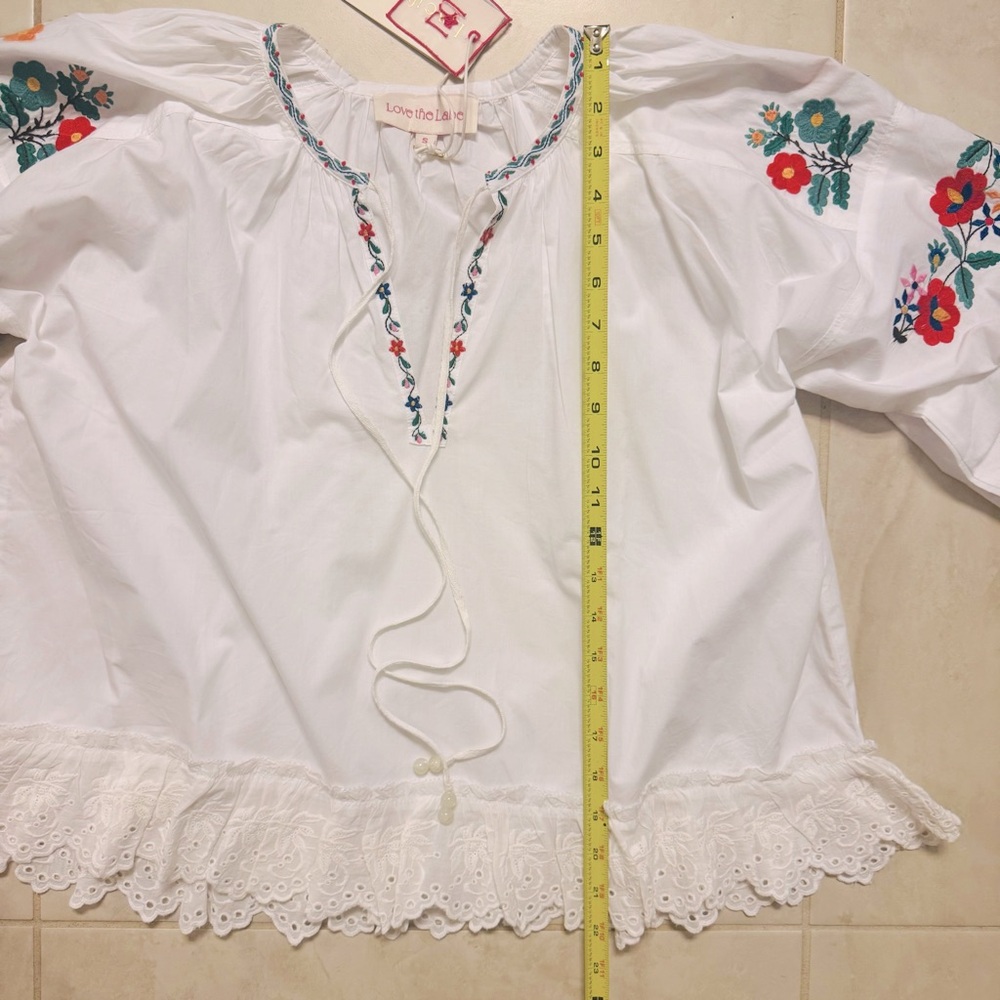 Anthropologie Love The Label Paige embroidered top blouse white size S - Picture 12 of 13